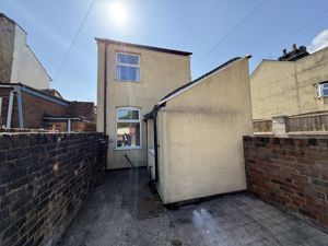 Photo 7- click for photo gallery